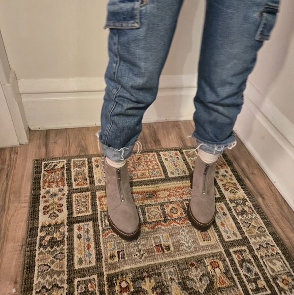 NEW Brown Tan Suede Zip Up Chelsea Lug Boot -- Size 6.5 - Picture 16 of 16